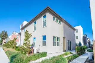 Photo #5: 221124476 Listing