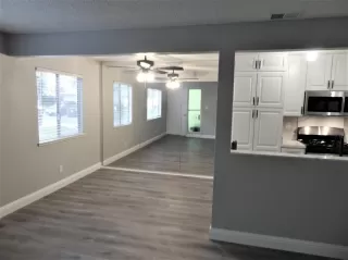 Photo #2: 221125730 Listing 