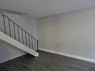 Photo #3: 221125730 Listing 