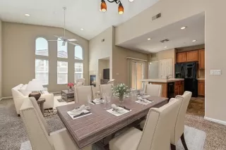 Photo #2: 221126056 Listing