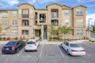 Photo #1: 221126216 Listing