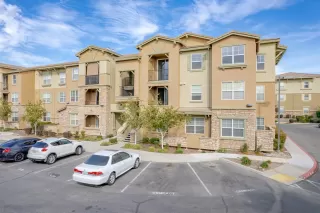 Photo #3: 221126216 Listing