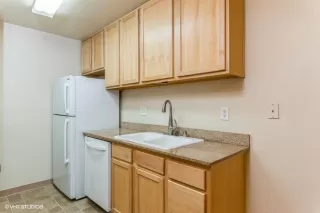 Photo #4: 221126506 Listing