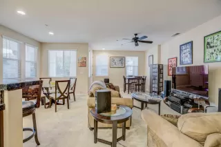 Photo #2: 221126776 Listing