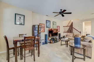 Photo #3: 221126776 Listing