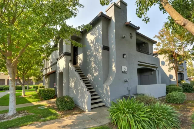 MLS: 221127391 Condo For Sale