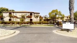 Photo #1: 221127640 Listing