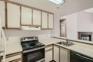 Photo #5: 221127730 Listing