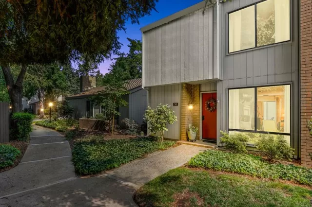 MLS: 221127804 Condo For Sale