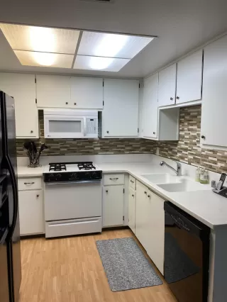 Photo #1: 221128768 Listing