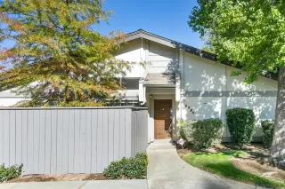 Photo #2: 221128837 Listing