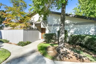 Photo #3: 221128837 Listing