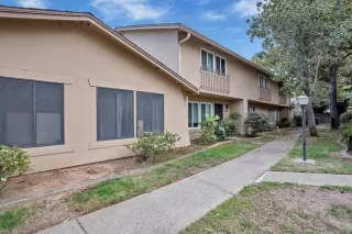 Photo #2: 221128839 Listing