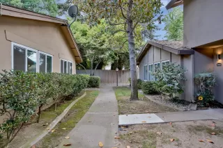 Photo #3: 221128839 Listing