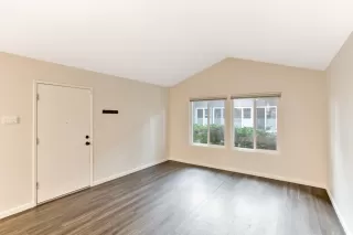 Photo #6: 221128839 Listing