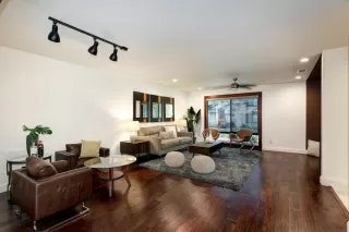 Photo #4: 221128964 Listing