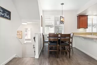 Photo #5: 221129626 Listing