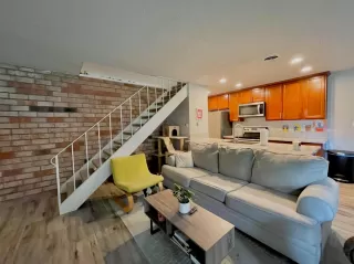 Photo #1: 221129876 Listing 