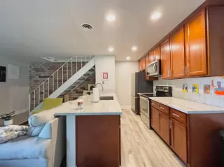 Photo #2: 221129876 Listing 