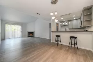 Photo #6: 221130103 Listing