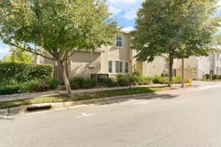 Photo #1: 221130171 Listing