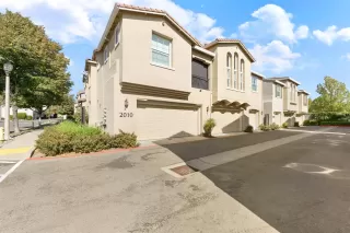 Photo #3: 221130171 Listing