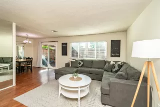 Photo #3: 221130223 Listing 