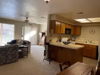 Photo #4: 221130548 Listing