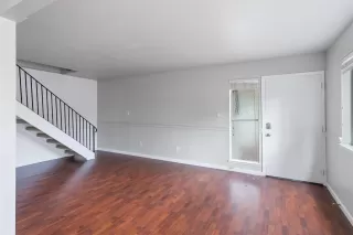 Photo #5: 221130607 Listing 