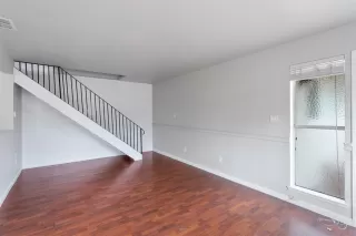 Photo #6: 221130607 Listing 