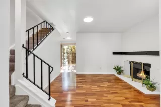 Photo #3: 221130749 Listing 