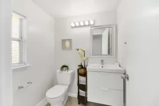 Photo #4: 221130749 Listing 