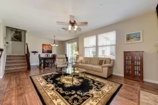 Photo #5: 221131087 Listing