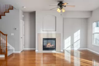 Photo #4: 221131691 Listing