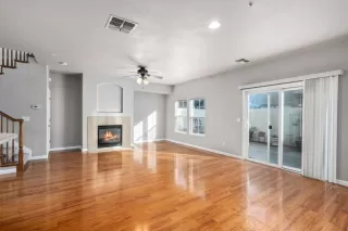 Photo #6: 221131691 Listing