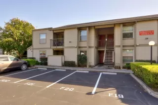 Photo #1: 221132217 Listing