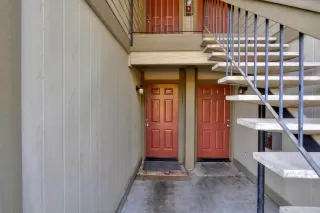 Photo #4: 221132217 Listing