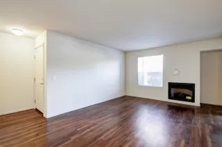 Photo #6: 221132217 Listing