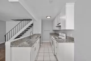 Photo #3: 221132486 Listing 