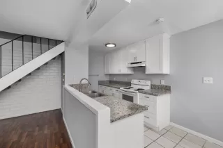Photo #5: 221132486 Listing 