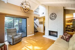 Photo #4: 221132905 Listing