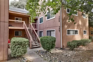 Photo #3: 221133088 Listing