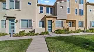 Photo #1: 221133695 Listing 