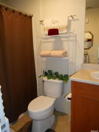 Photo #4: 221133716 Listing