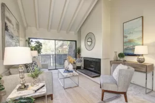 Photo #1: 221133906 Listing