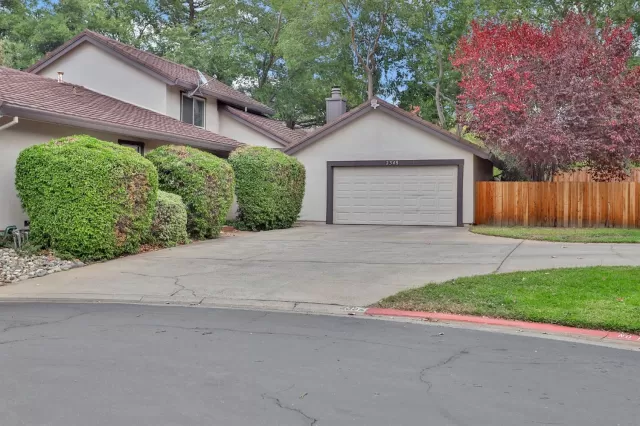 MLS: 221134007 Condo For Sale