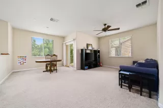 Photo #6: 221134156 Listing 