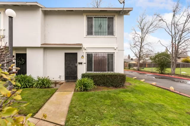 MLS: 221134303 Condo For Sale