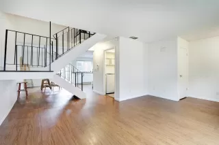 Photo #4: 221134978 Listing 