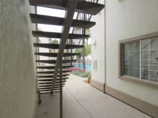 Photo #3: 221135082 Listing